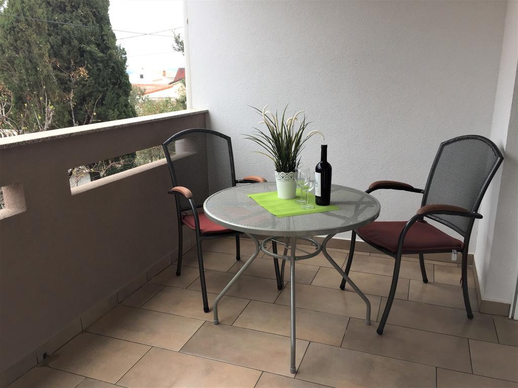 Apartmani Orhideja Rab Town Eksteriør bilde